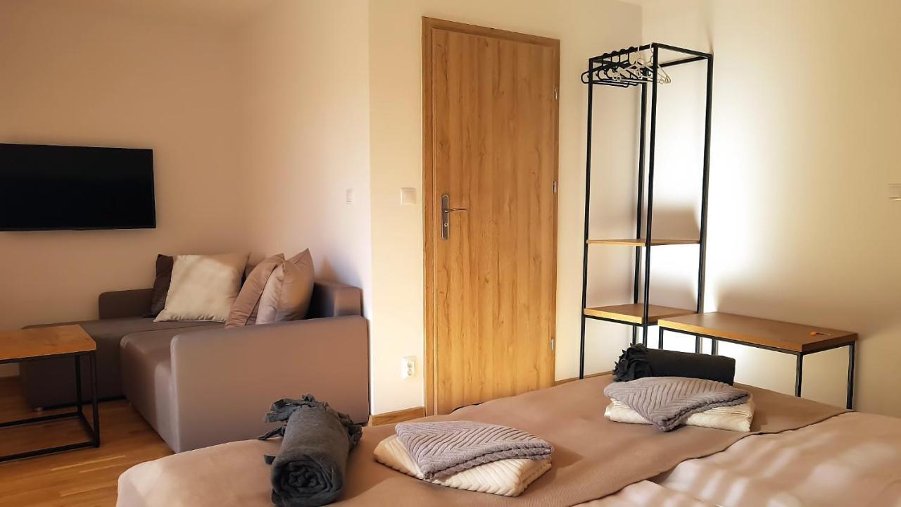 Wodnik Uslugi Hotelarskie, Apartamenty Ровы Экстерьер фото