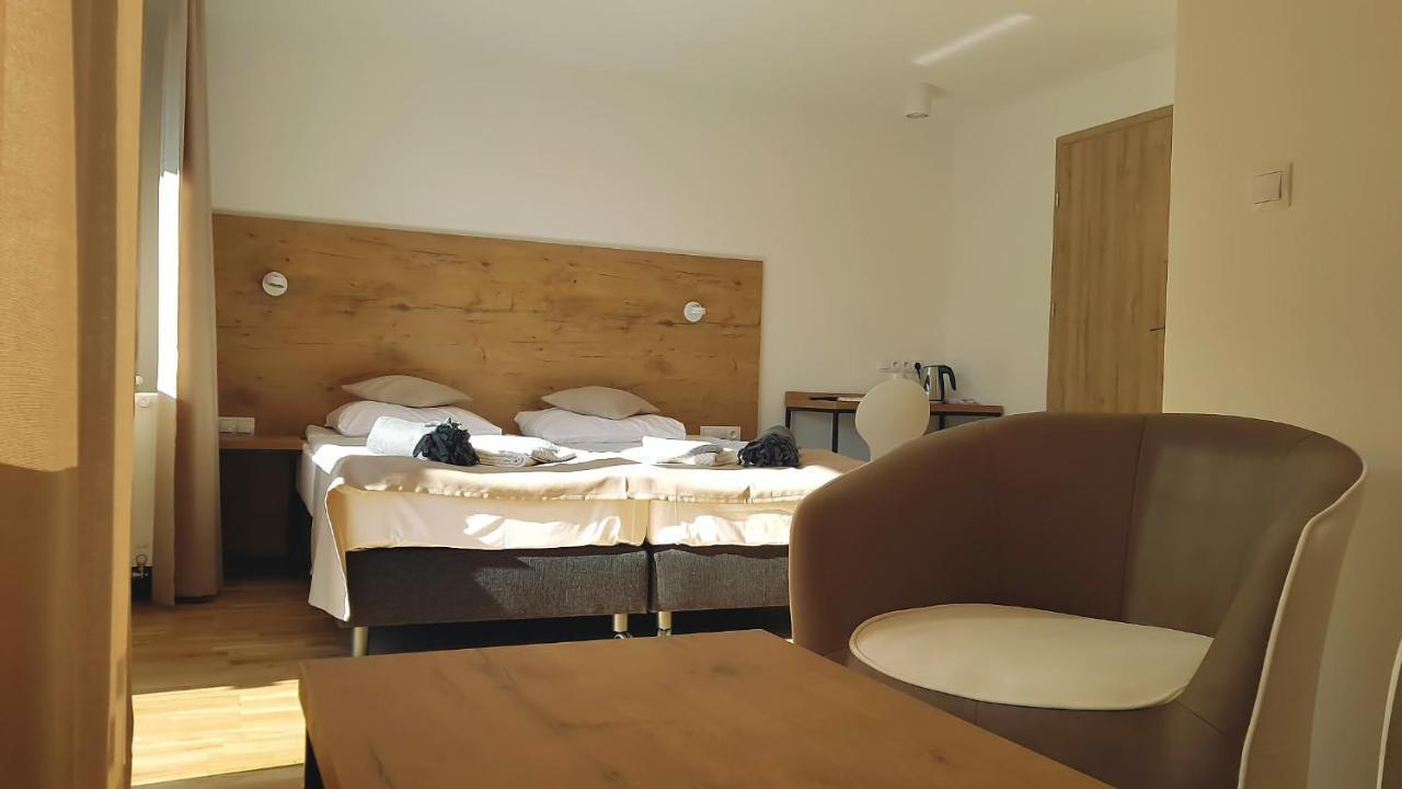 Wodnik Uslugi Hotelarskie, Apartamenty Ровы Экстерьер фото